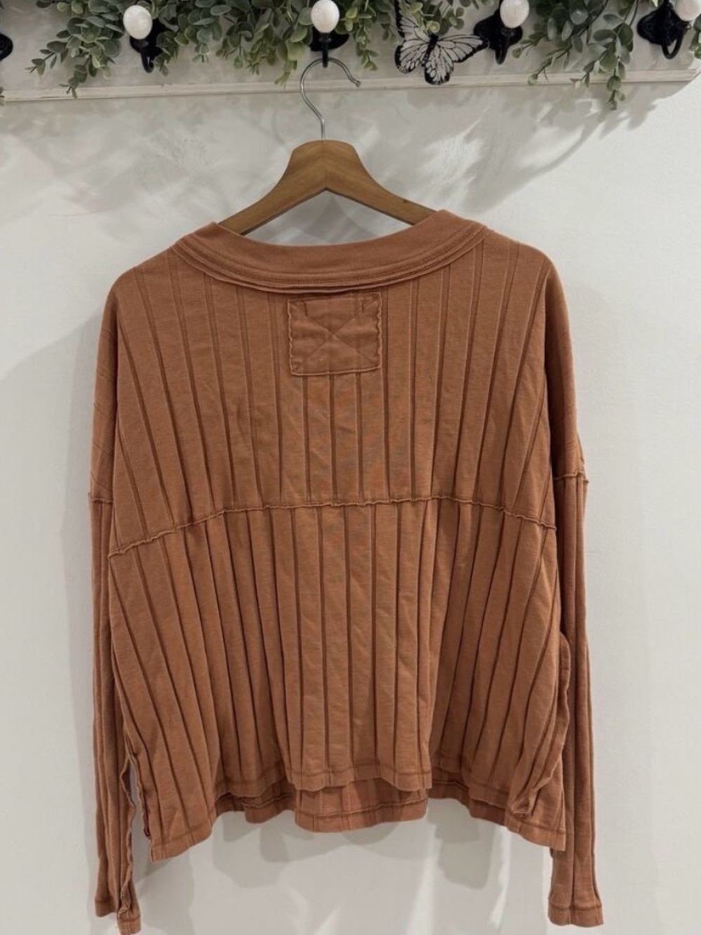 Free People In The Mix Brown Ribbed Henley Oversized XS - Picture 3 of 3